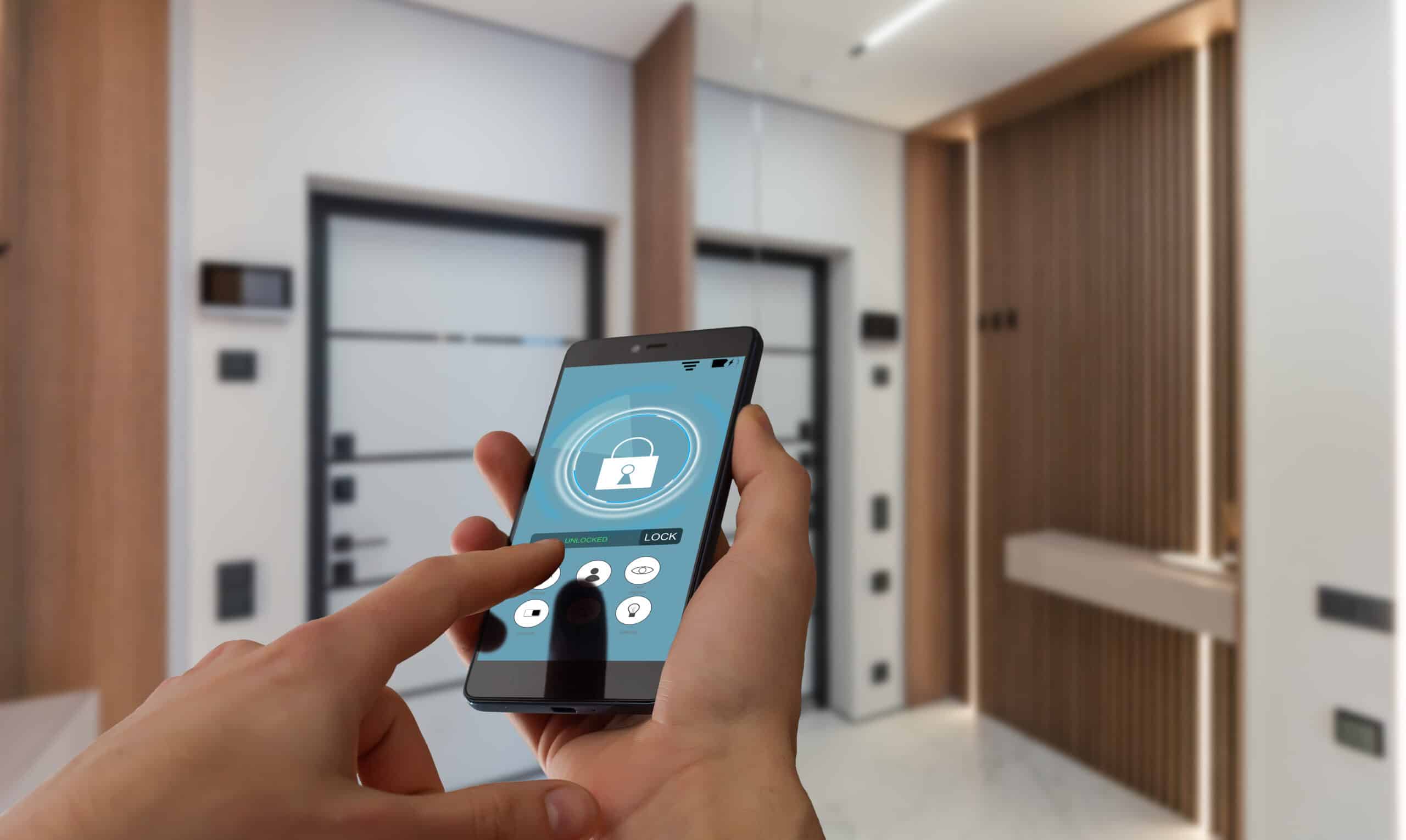 smartphone controlling security system